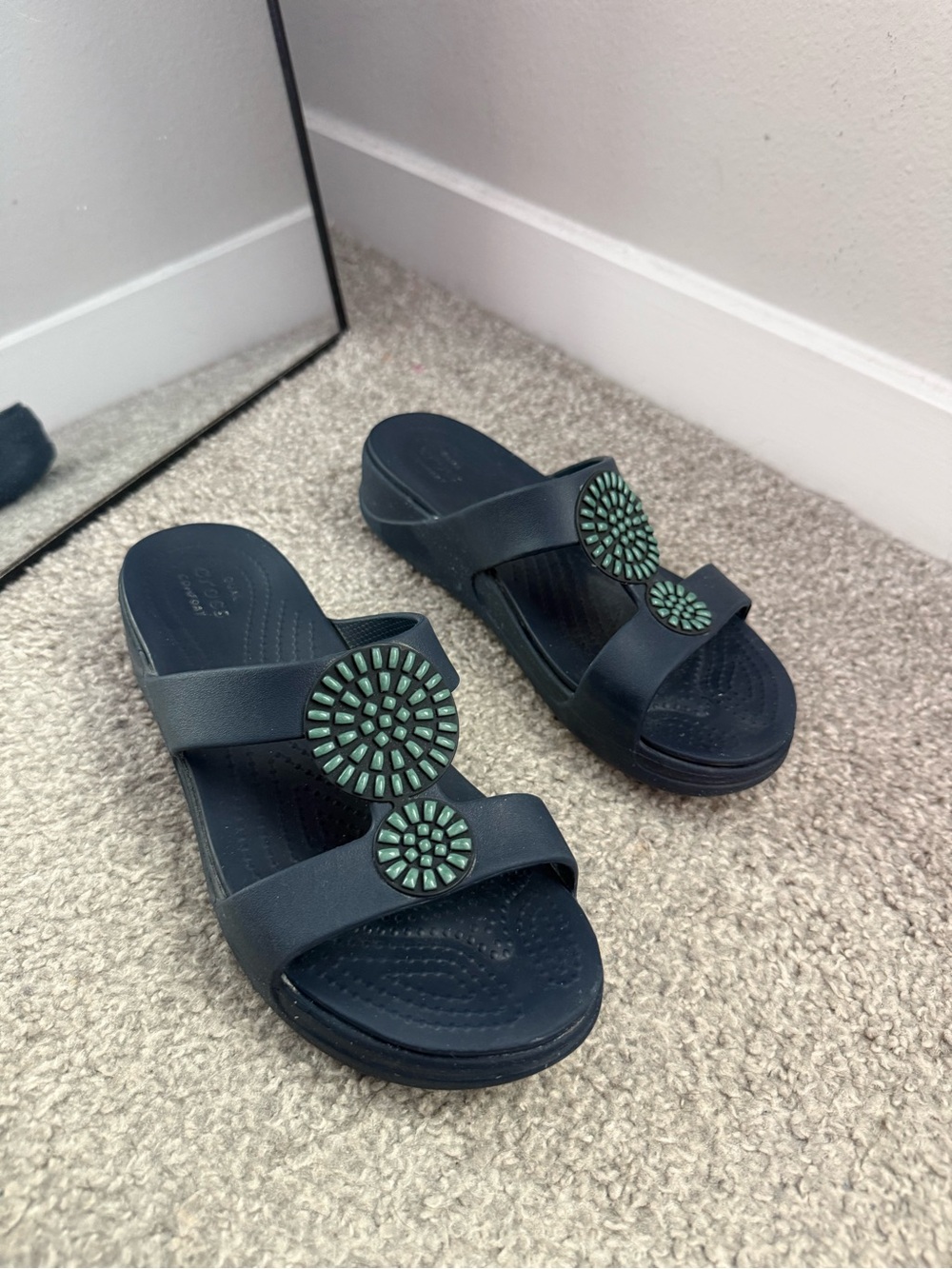 crocs monterey diamante womens